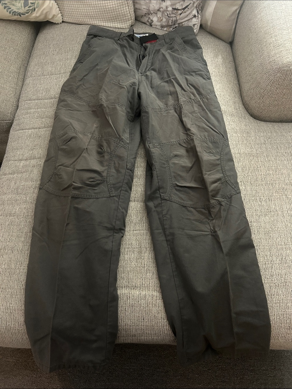 Men's Cargo Pants in Olive Green - Durable Everyday Workwear